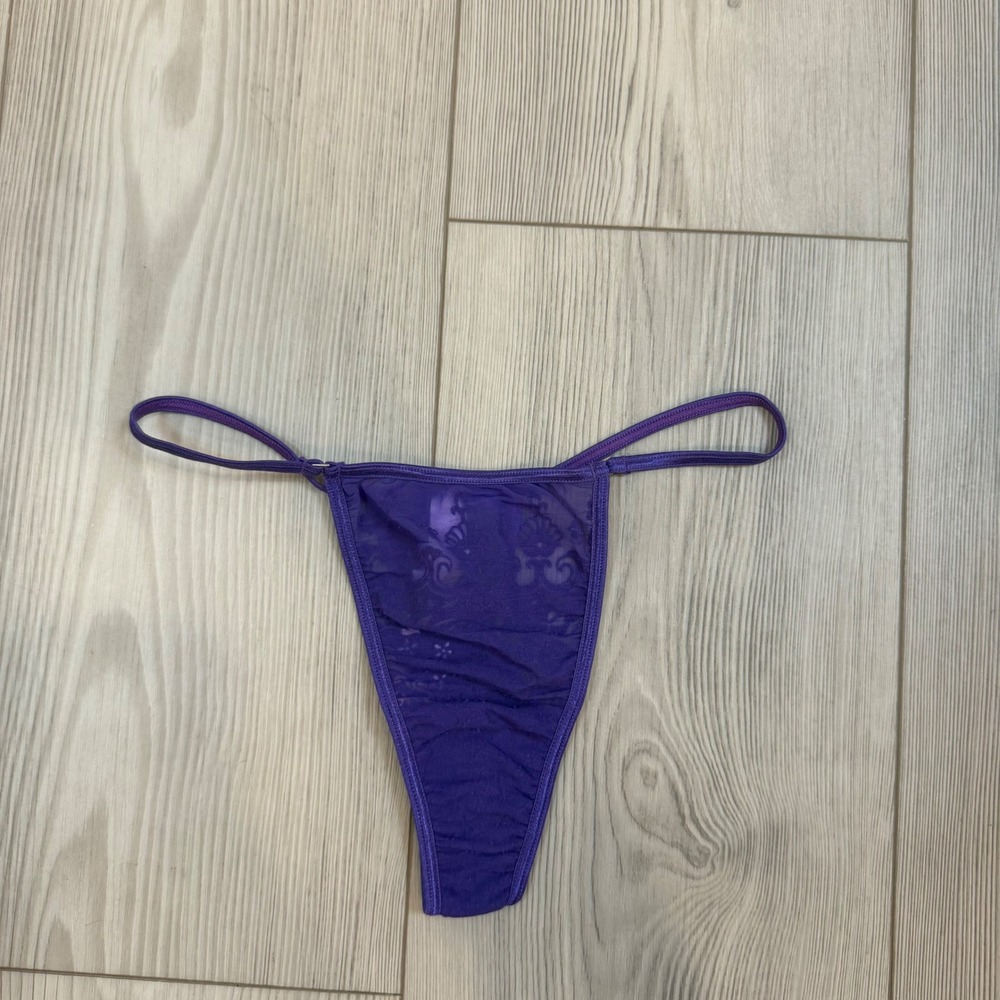 Vintage Victoria's Secret Purple Mesh V-String Thong Y2K Floral Small NWT